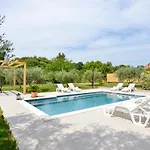 Colak Apartment